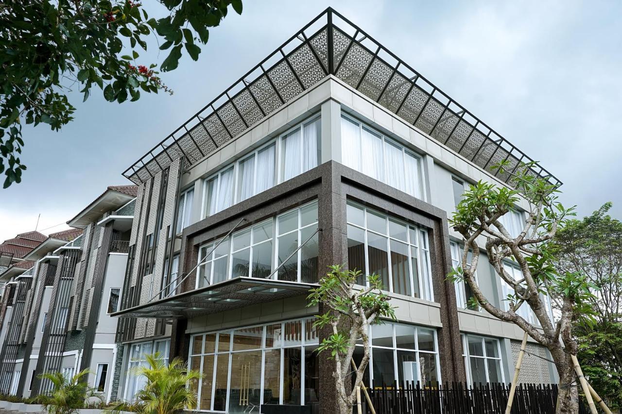 Ramada By Wyndham Yogyakarta Hotel Sleman  Exterior photo