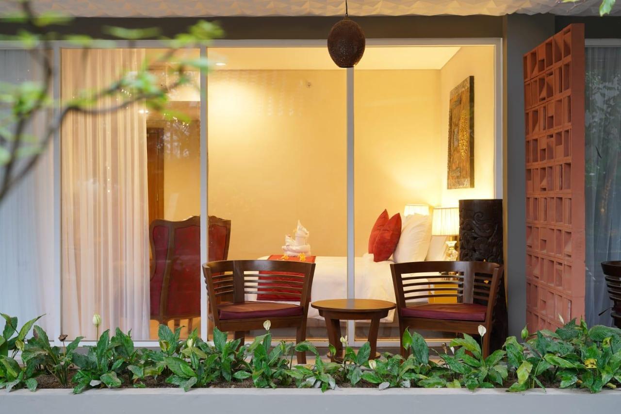 Ramada By Wyndham Yogyakarta Hotel Sleman  Exterior photo